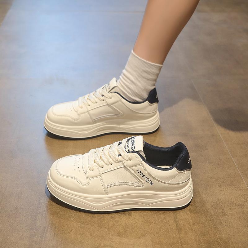 Little white shoes women's spring and autumn 2025 new thick baseplate shoes versatile small height increase casual sports muffin shoes