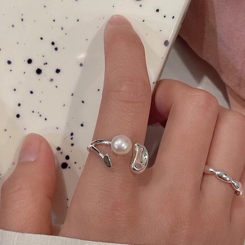 Irregular Pearl Open Ring Female Niche Design Individuality and Simplicity Can Be Adjusted Hundred with The Index Finger Ring Everyday Ring