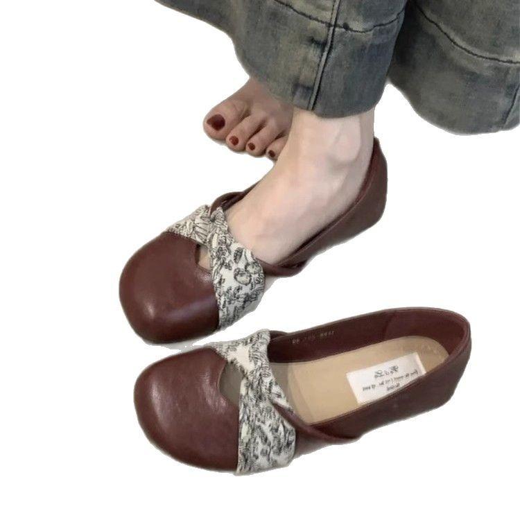Not Tired Feet! Invisible Inner Height Increase Flat Bottom 2025 Spring and Summer Niche Design Soft Sole Brown Square Head Single Shoes Women