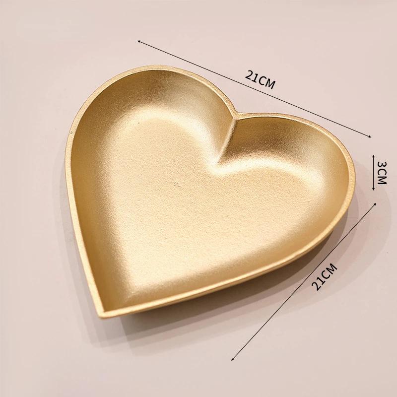 

Luxury gold party tray, big heart leaf pineapple snack tray, home decoration candy tray, high-end tableware decoration