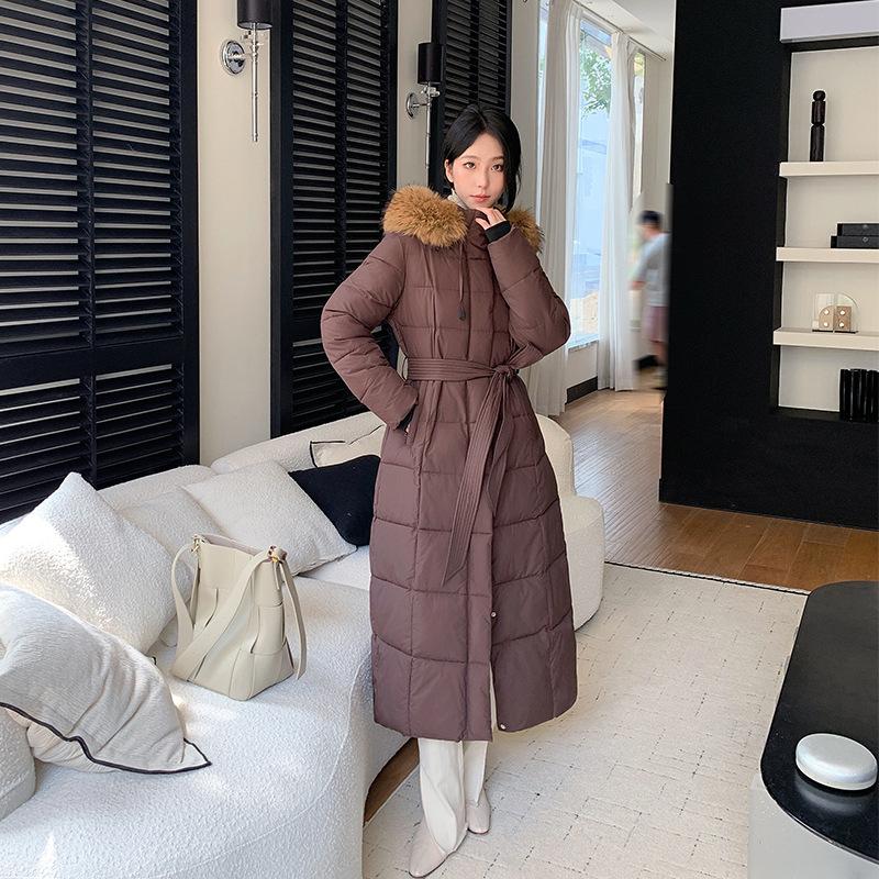 

Women s Winter Hooded Down Coat Oversized Fur Trim 5XL темно-коричневого