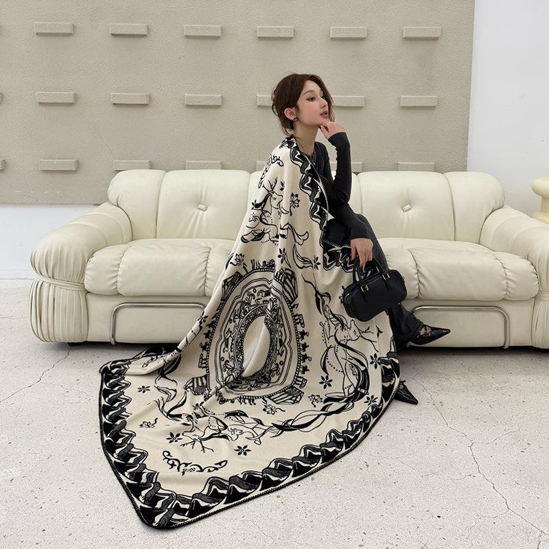 New Ethnic Style Warm Versatile Scarf Yunnan Travel Cold Proof Shawl High End Light Luxury Scarf 130*30cm