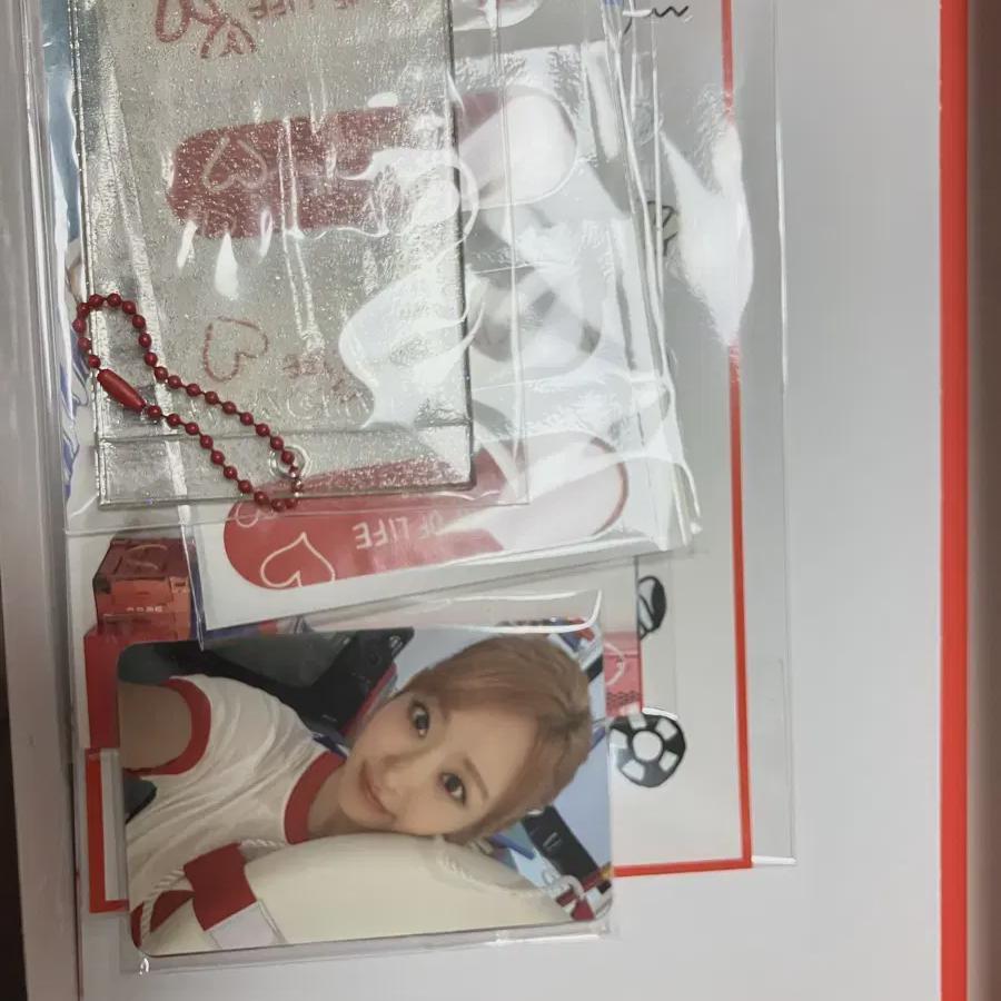 

Kiss Of Life Keeoff Key s 1st Kit