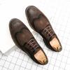 Classic Retro Style Casual Shoes Men Fashion Brand Oxford Shoes Comfortable Men Brogue Footwear Elegantes Man Wedding Dress Shoe