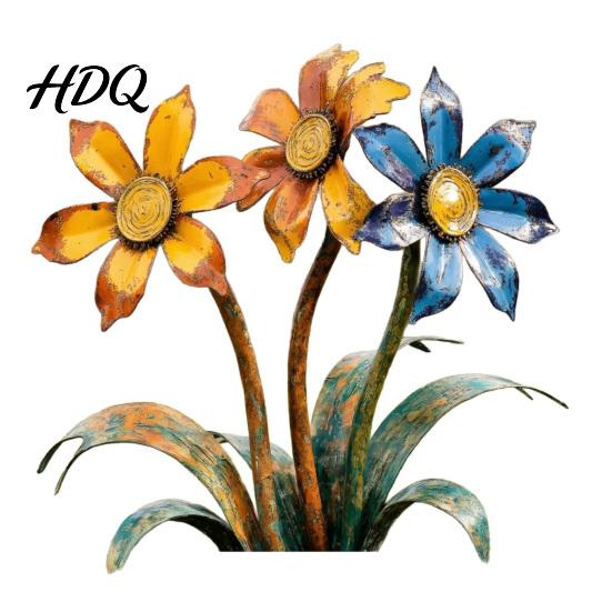 Vintage Style Garden Stake Retro Flower Stake Distressed Metal Sculpture Colorful Flowers 1pc