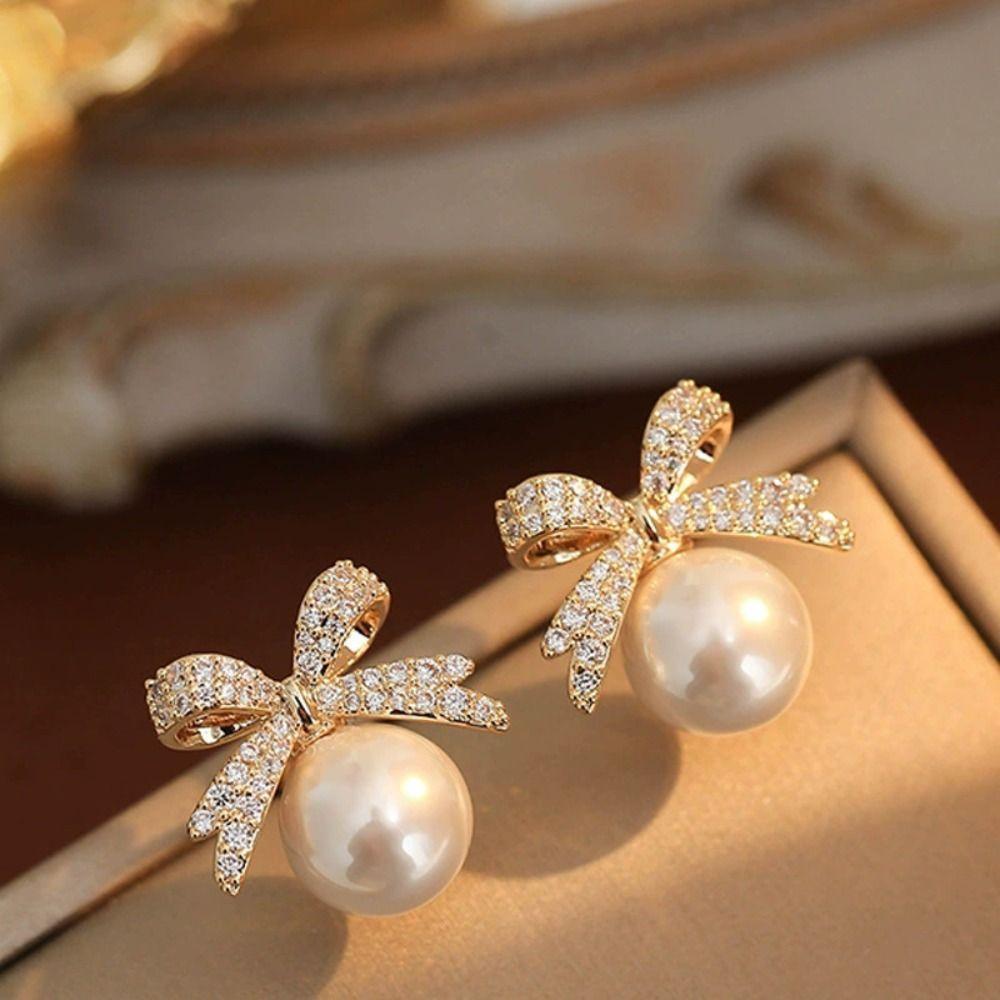 Exquisite Small Bow-knot Pearl Earrings Sparkling Rhinestone Light Luxury Earrings Birthday Gifts
