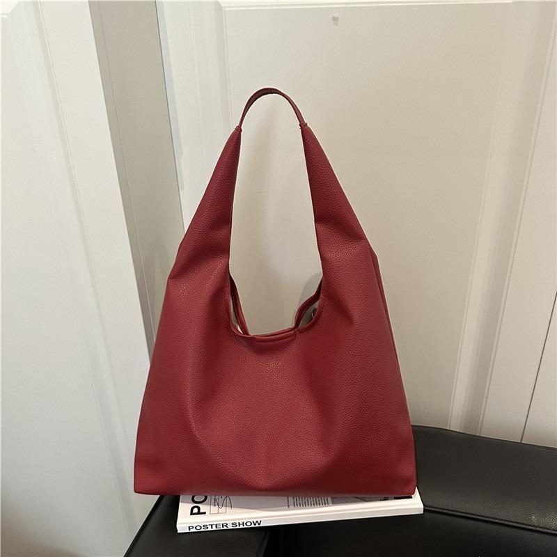 Foreign-style bag, commuter tote bag, women's new trendy solid-color textured shoulder bag, popular underarm bag this year