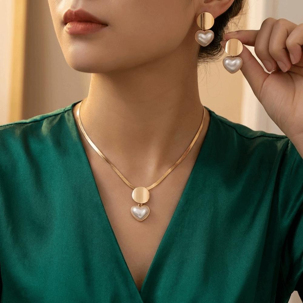 Elegant Imitation Pearl Earrings Circular Earrings Necklace Set New Heart Shaped Jewelry Set Daily