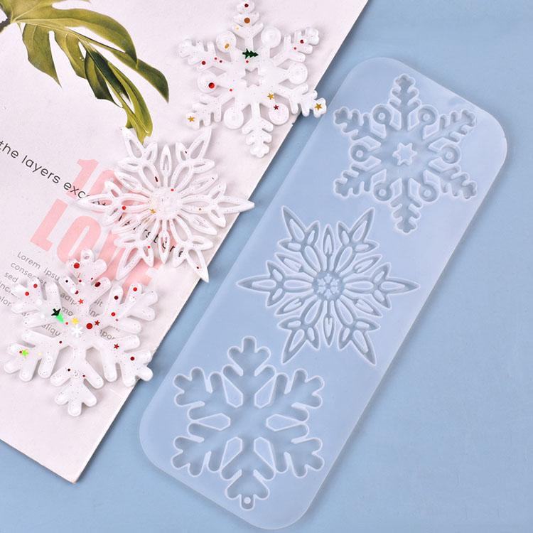 YS Factory Custom DIY Snowflake Resin Silicone Molds Christmas Tree Snowflake Charm Hanging Tag Pendant Hanging Home Decor Tools