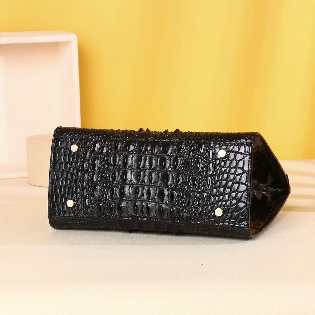 Crocodile Bone Pattern Handbag - Classic Oil Edge Platinum High-End Fashion Accessory