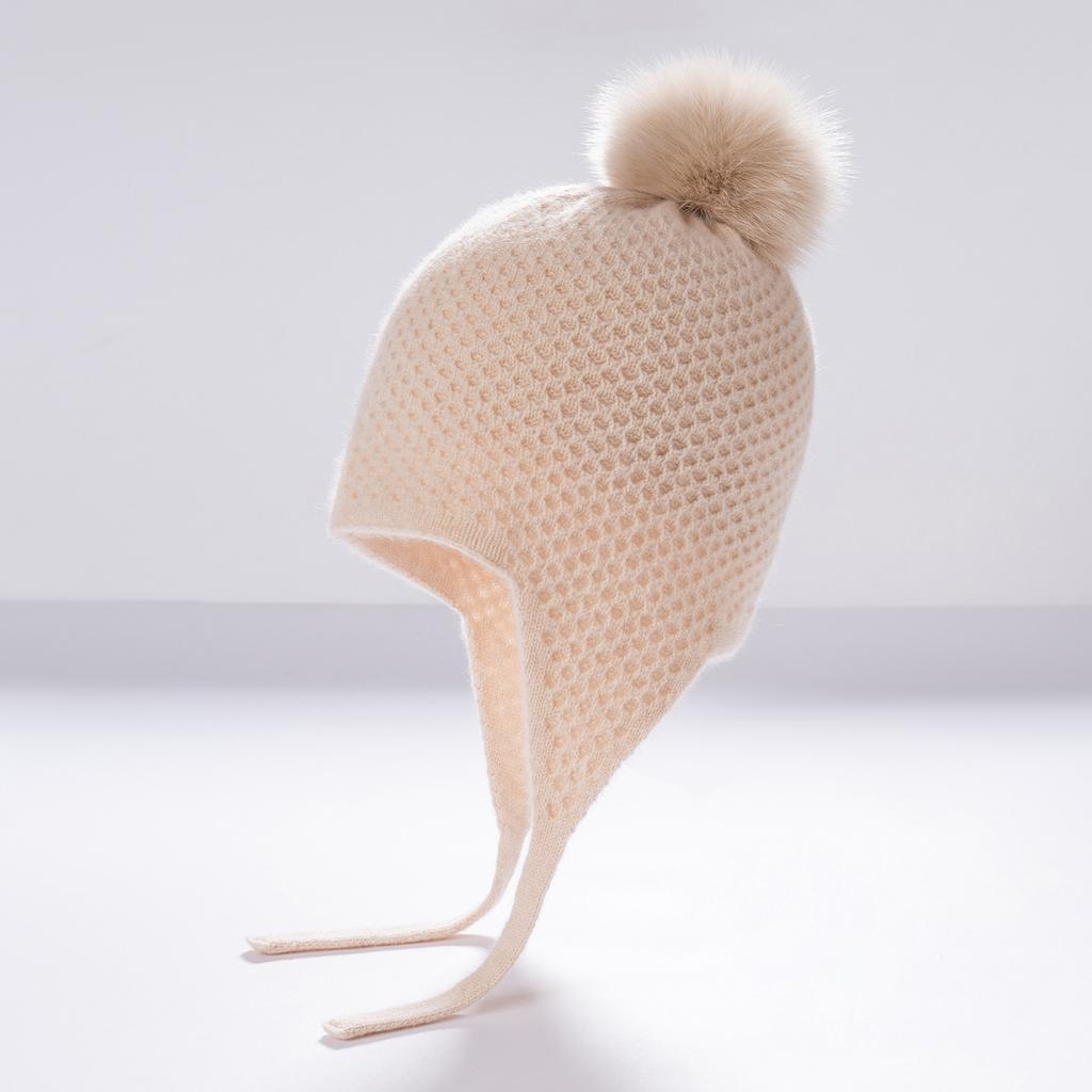 Autumn and winter new cashmere hat European and American big fox hairball hundred bags head warm ear protection cold knitting