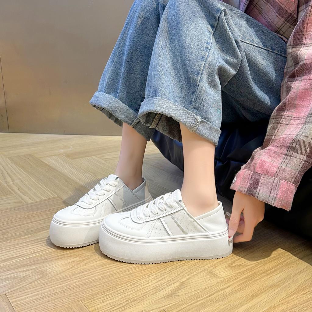 Niche Design Two Wear Thick-soled Little White Shoes Women's 2025 Summer New Versatile Breathable Trend Heightening Casual Board Shoes