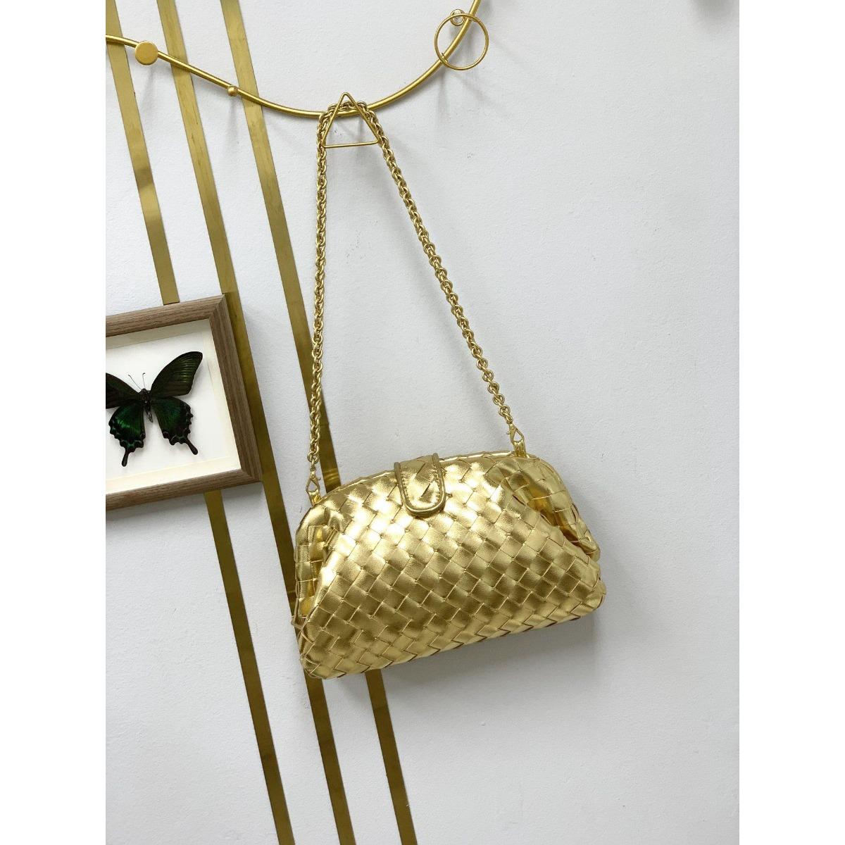 

New Versatile Clip Cloud Bag Woven Large Capacity Single Shoulder Crossbody With High Appearance Hand-held Underarm Women s Light Luxury 28x20x7CM золотой