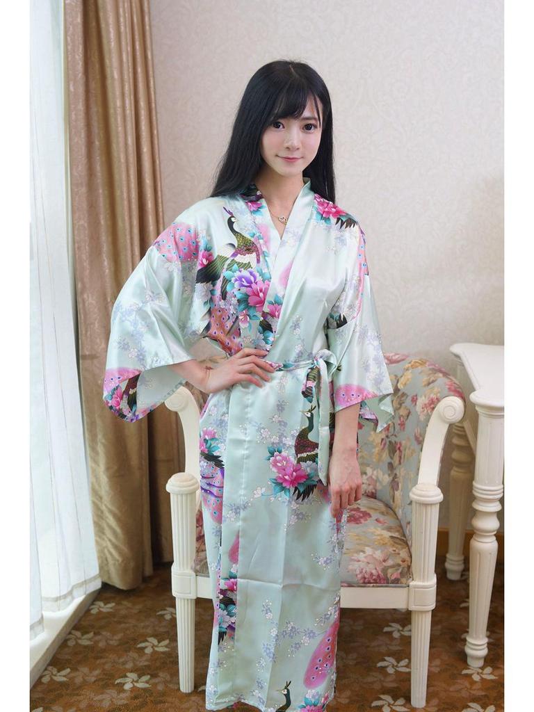 Damen Übergröße Pfau Tang Anzug Seiden-Ausgabe Bademantel Pyjama