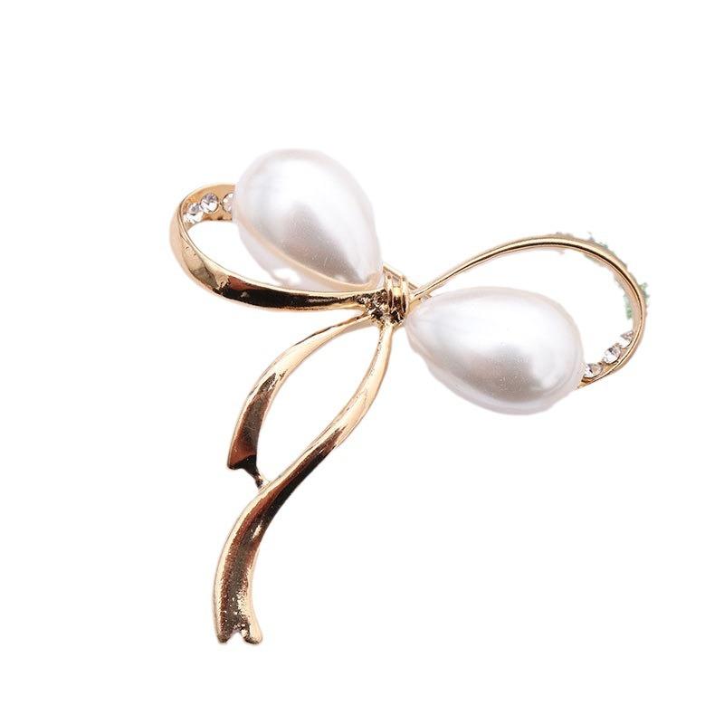 Medieval Enamel Colored Glaze Magnolia Flower Brooch Exaggerated Retro Court Style Alloy Corsage Accessories