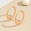A pair of large vintage French-style earrings for women18K Gold-plated smooth embossed round pendant suitable for parties, weddings, and daily wear,