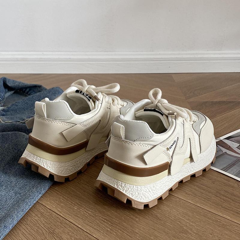 

Легкие нескользящие кроссовки на платформе для корейских студентов, женские новые летние универсальные популярные папины кроссовки 40 бежевый