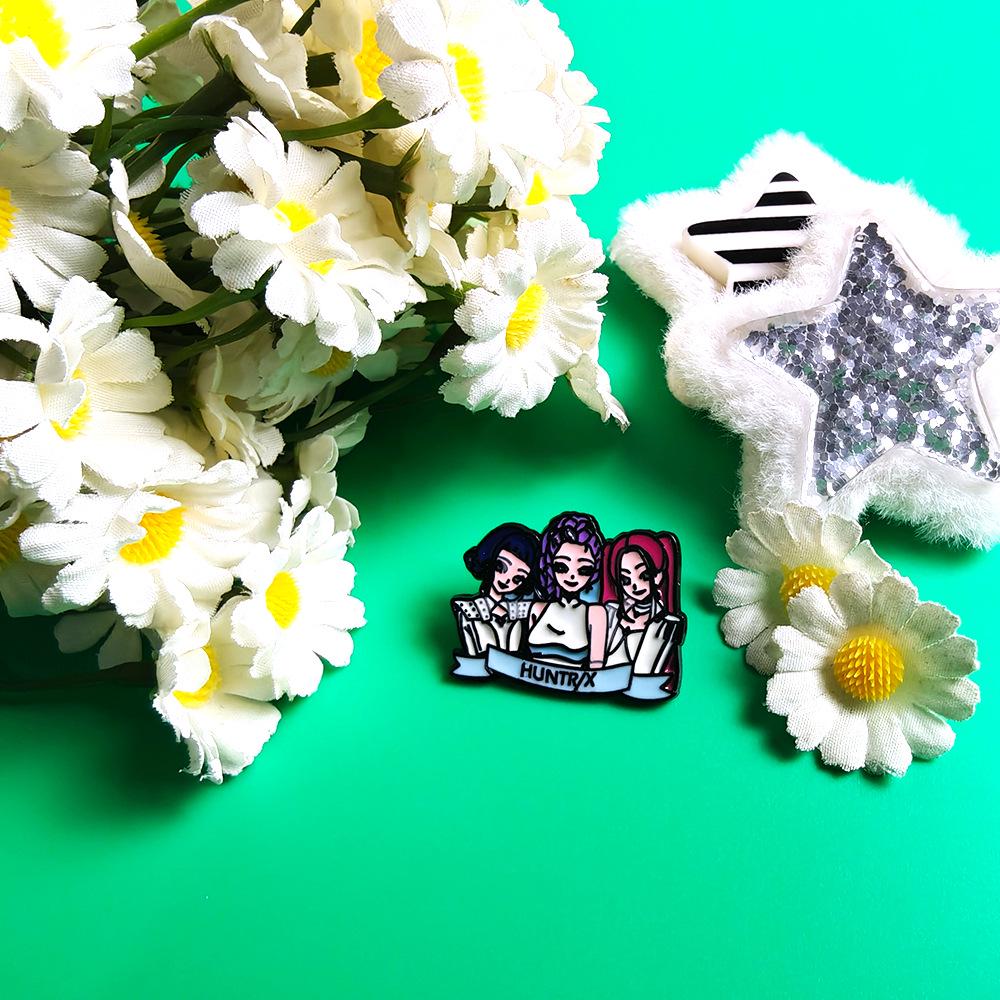 K-POP Demon Hunter Girl Group Cartoon Metal Brooch - Creative Bag & Clothing Accessory
