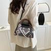 Trendy Street Style Pu Material Shoulder Bag For Women In Black Blue Red