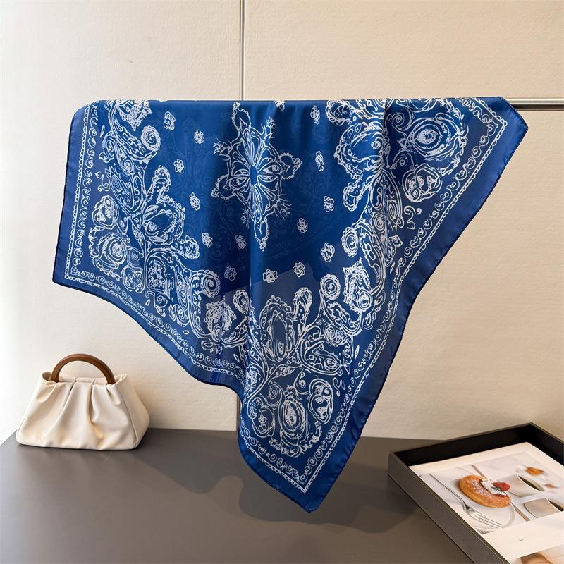 Luxury Brand Paisley Print Shawl Square Scarf for Women Wraps Neckerchief Female Hair Bands Ribbon Headband Bandana