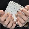 Unhas falsas – Pontas e unhas postiças