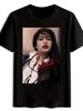 Herren Freizeit-T-Shirt Schwarz mit Selena Porträt-Print - Dunkle Lange Haare, Rote Lippen