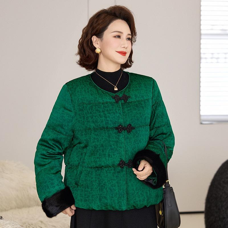 

Chinese new Chinese mother autumn and winter thickened down jacket middle-aged and elderly women s winter short down jacket 5XL [recommended 150-80kg] зелёный