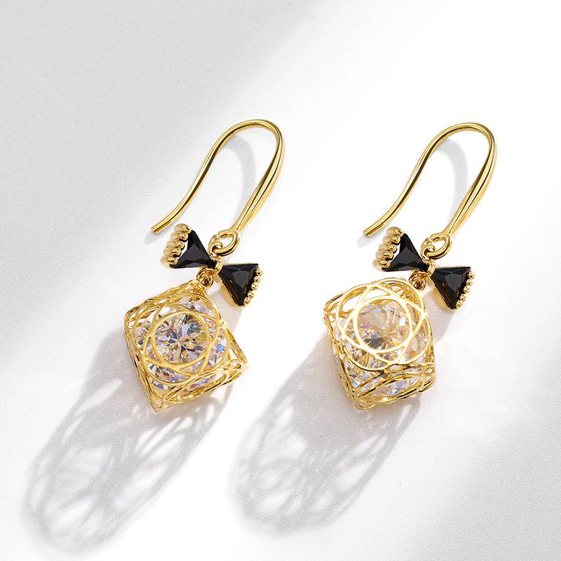 2025 Trendy Hollowed Out Elegant Bow Earrings for Women - New Winter Fashion
