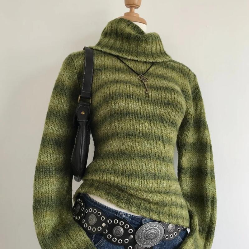 Europäischer und amerikanischer Winter personalisierter gestreifter langärmliger kontrastfarbiger schlankmachender Strickpullover für Damen