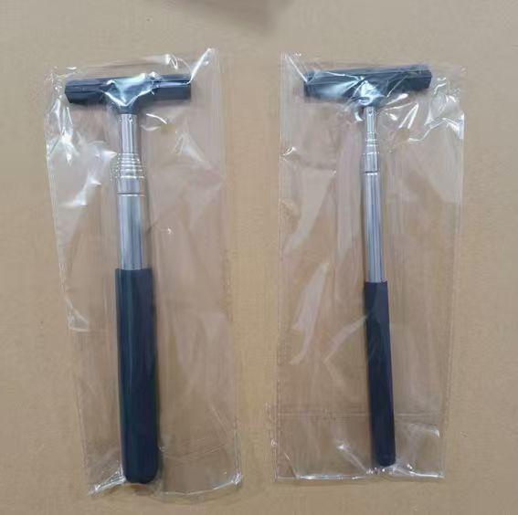 Wycieraczka do odkażania chowanej lusterka wstecznego