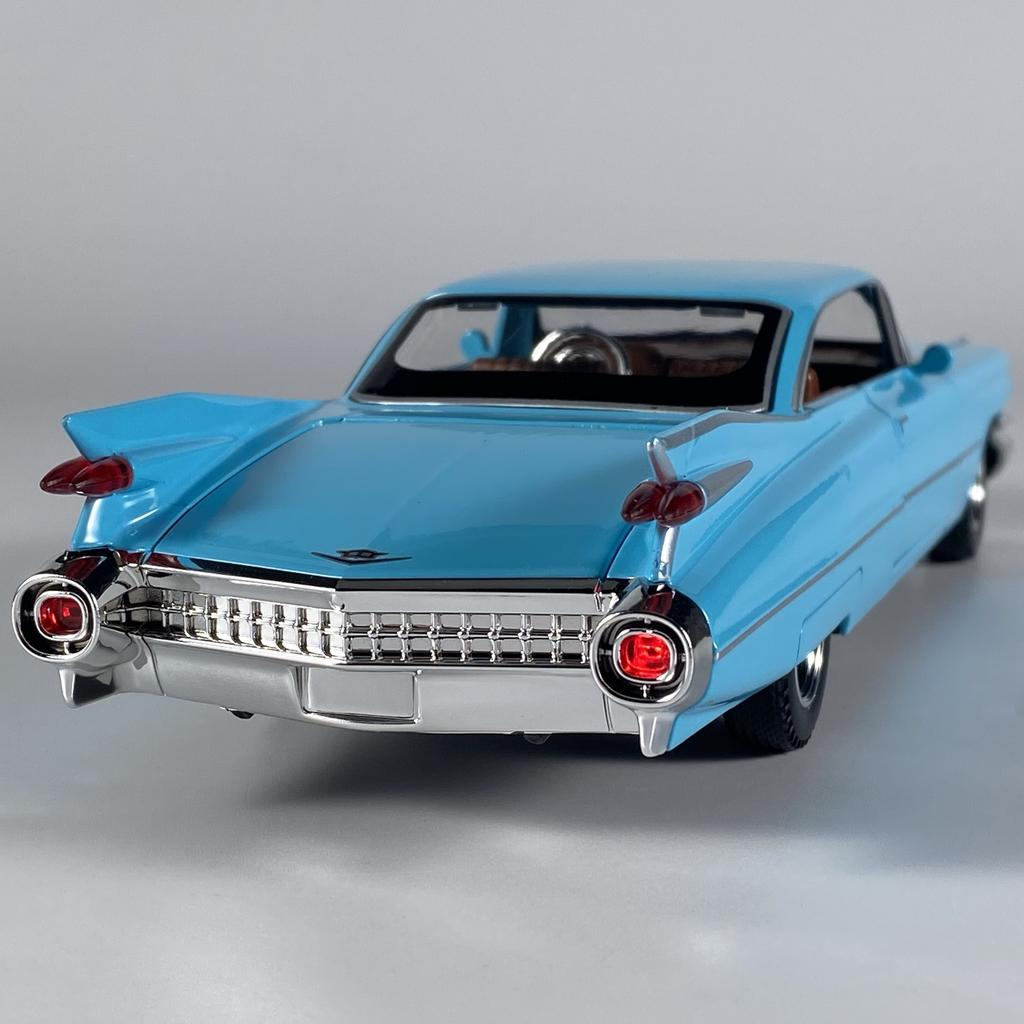 1:24 Cadillac Eldorado Biarritz 1959 Series 62 Alloy Diecast Metal Model Simulation Sound Light Birthday Present For Childrens
