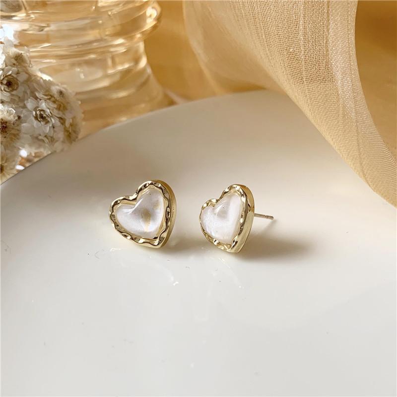 French Retro Heart Stud Earrings For Women Girl Korean Love Drop Glaze Aesthetic Daily Life Minimalist Fashion Jewelry Gift