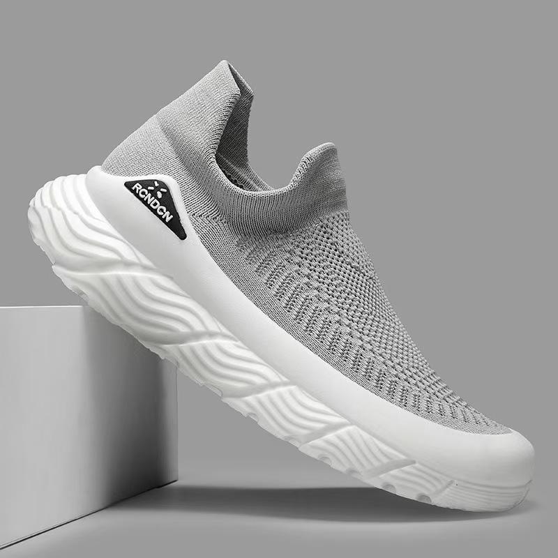 Brand Summer Men's Mesh Breathable Casual Shoes Slip on Soft Sole Vulcanized Shoes Light Thick Sole Sneakers Zapatillas Casuales