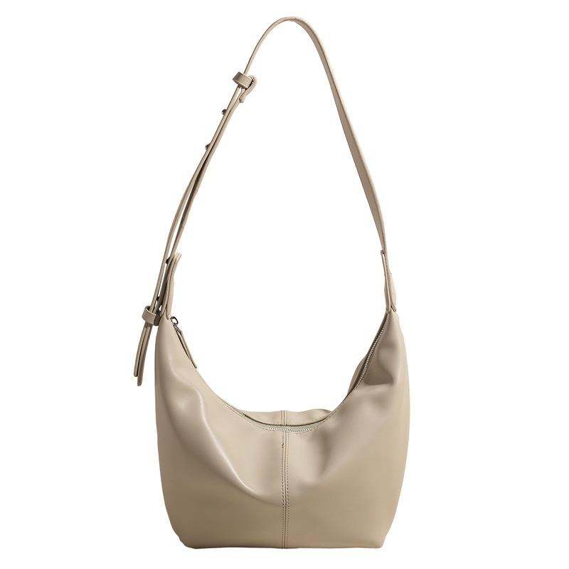 One shoulder oblique span bag women's new model is popular now, dumpling bag women's bag crossbody