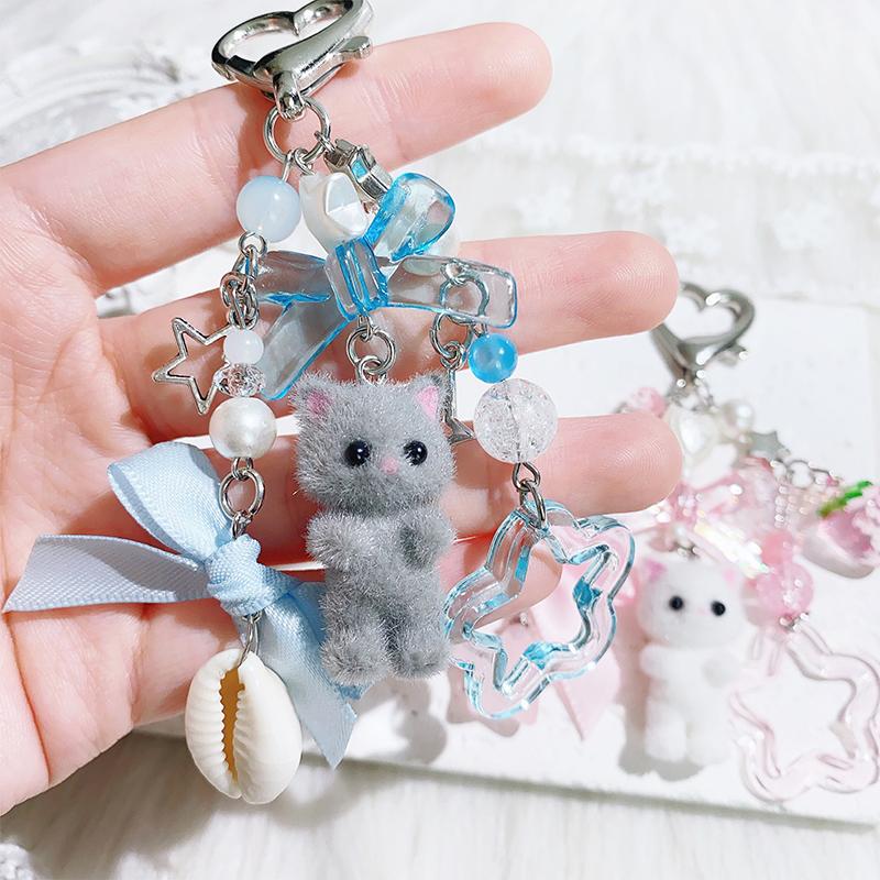 Creative Cute Flocked Kitten Strawberry Pendant Keychain Sweet Animal Keyring Backpack Decoration Accessories Best Friend Gifts