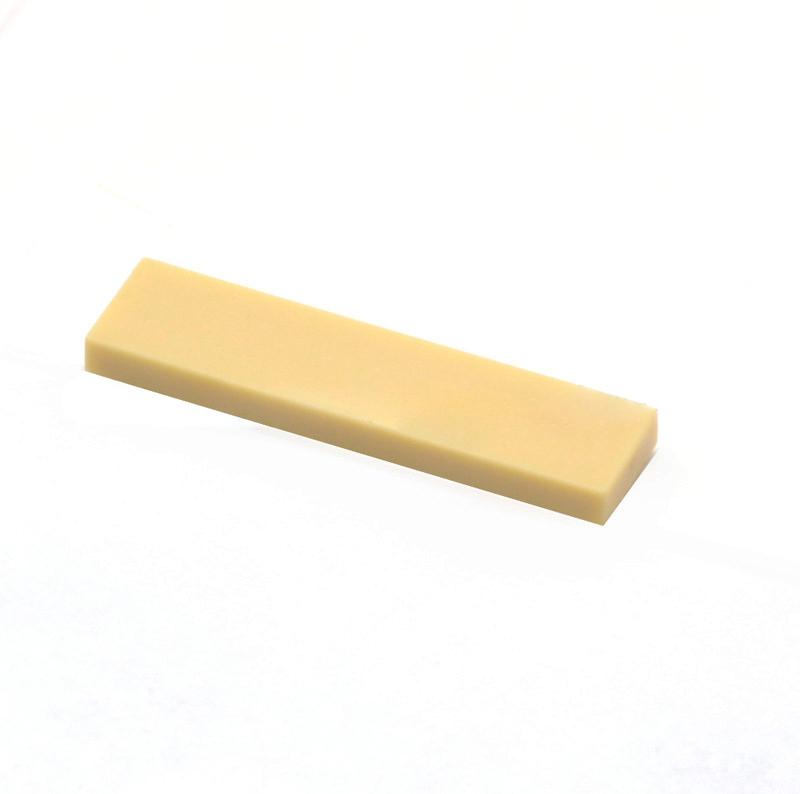 100pcs DIY Building Blocks Thin Figure Bricks Smooth 1x4 Dots Educational Creative Toys for Children Size Compatible With 2431
