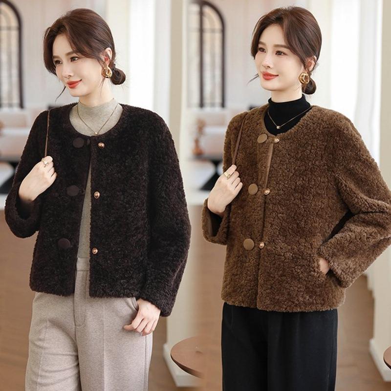 New autumn and winter thickened imitation lamb woolen jacket femininity warm top women