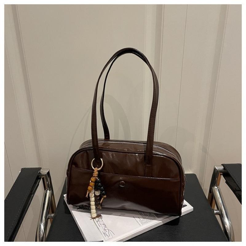 A Retro, Large-capacity, Casual, Daily Underarm Bag for Women with A Single Shoulder for Commuting
