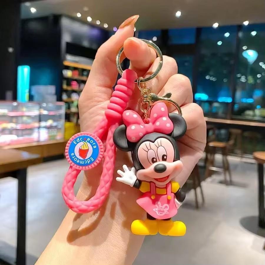 Donald Duck Classic Mickey Minnie Donald Duck Keychain Pendant Car Keychain Promotional Gift Night Market