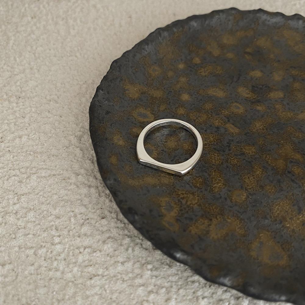 Ring Does Not Fade Niche Design Ins Opening Female High-end Sense Retro Cold Pearl Shell Versatile Irregular