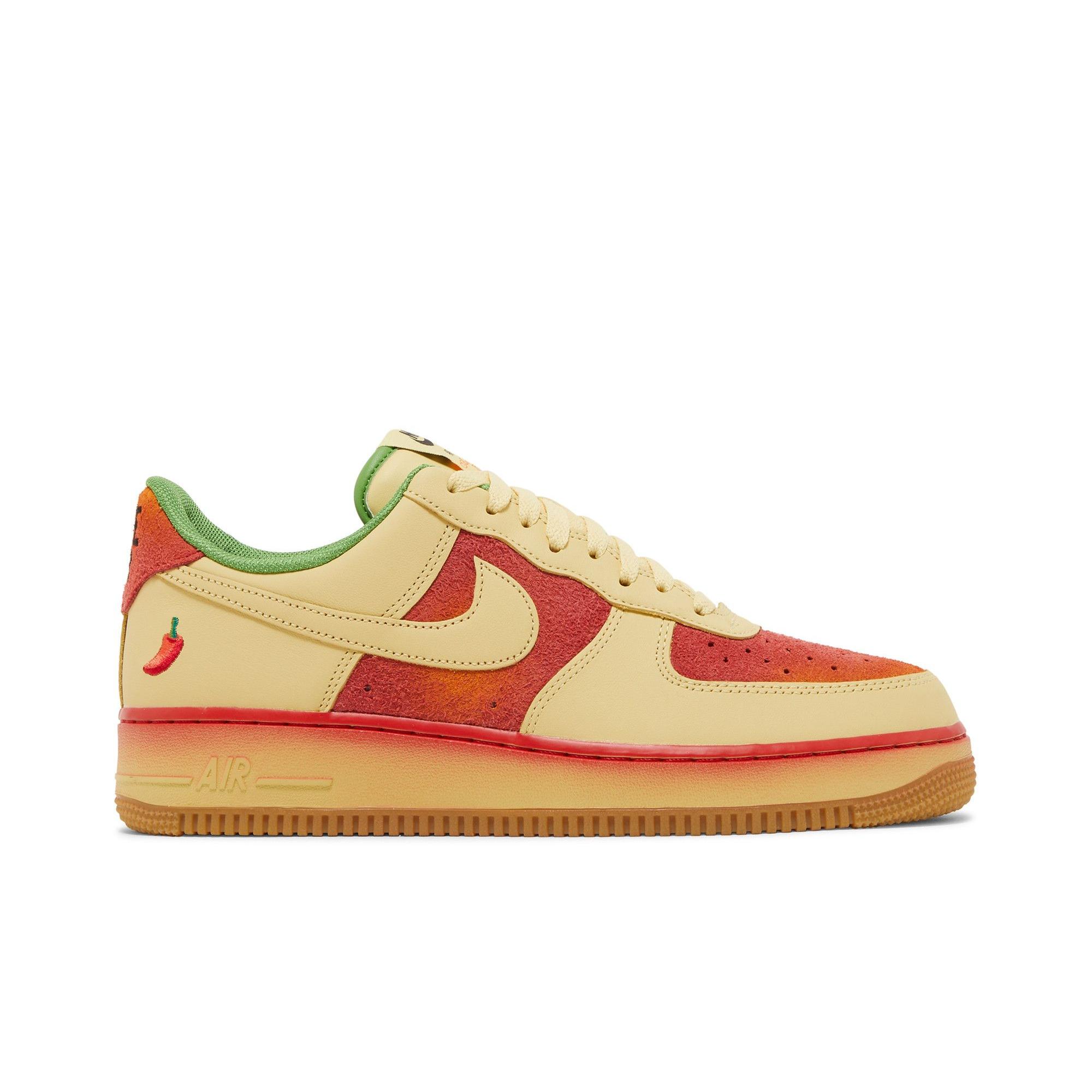 Nike Air Force 1 `07 `Chili
