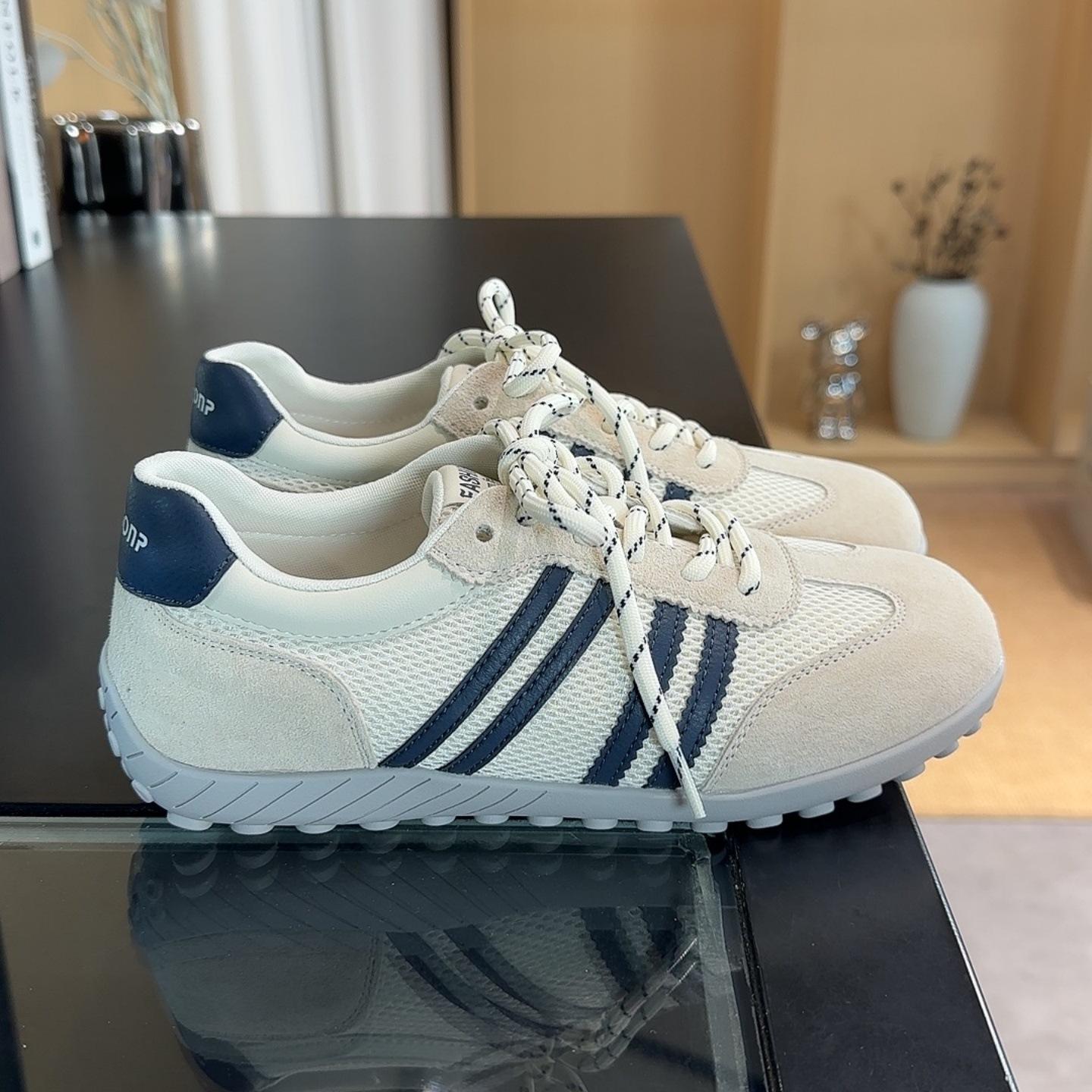 

Retro color matching flat-bottomed German training shoes women s 2025 new mesh breathable comfortable versatile casual sports Forrest Gump shoes 35 бежевый