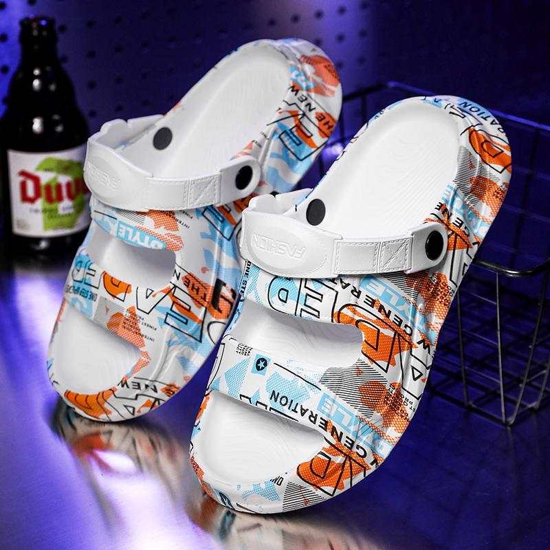 Fashion New Fashion Men Slippers Print Men Slides Male Summer Shoes Thick Sole Comfortable Home Outdoor Stylish Massage Shoes Hot Sale