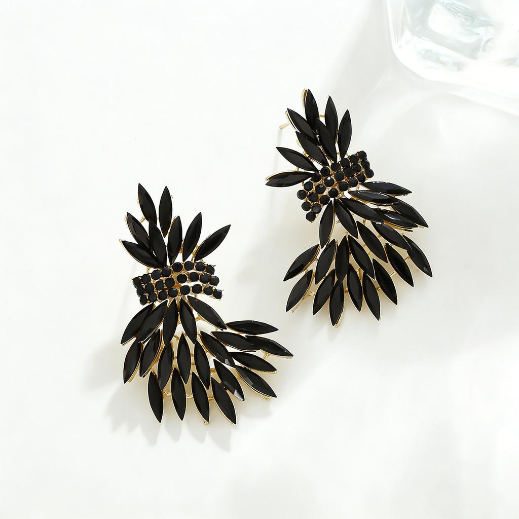 Elegant Light Luxury Alloy Drop Earrings For Women With Modern Geometric Design