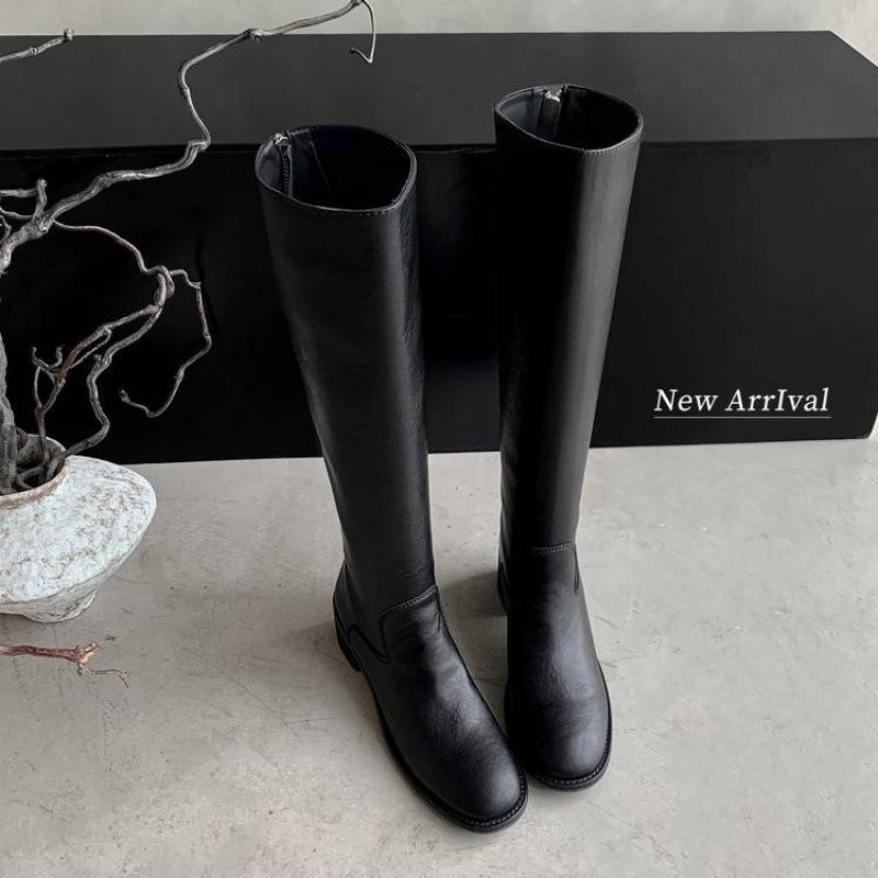 Autumn and winter new knight boots first layer washed cowhide flat-bottomed boots women's retro brown sleeve simple women's single boots