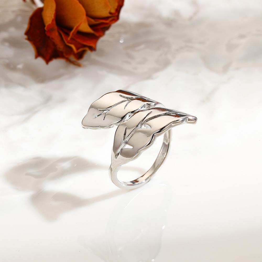 

Кольцо с открытым листом с покрытием из 18-каратной меди – Высококачественная глянцевая отделка для мужчин и женщин, Стильный и персонализированный дизайн