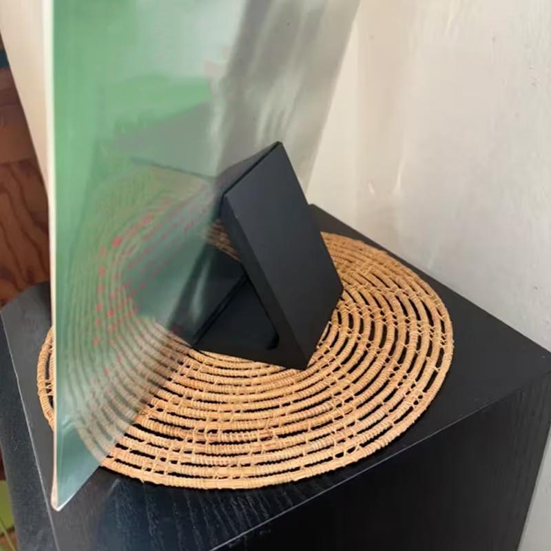 Desktop Vinyl Record Stand Stylish Minimalist LP Holder Display Shelf for Music Lovers Modern Home Decor