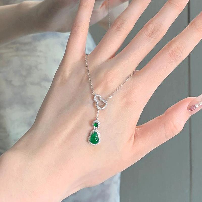 

Trend Romantic Natural chalcedony Green Necklace for women Light Luxury Exquisite Gourd Pendant Party Wedding silver 45cm зелений