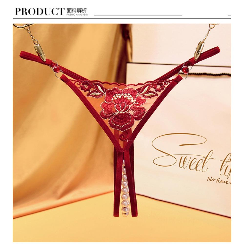 Black Temptation Diamond Thong Women's Perspective Embroidery Playable Beaded Crotch Free Sexy Panties 2270