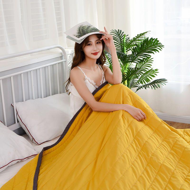 Cooling Blankets Smooth Air Condition Comforter Lightweight Summer Quilt with Double Side Cold Cooling Fabric